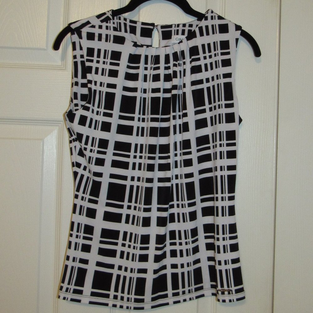 Perfect Calvin Klein XS Sleeveless Blouse Black & White
